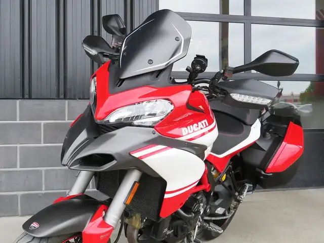 2014 Ducati Multistrada 1200 S Pikes Peak in Sport Touring in Cambridge - Image 9