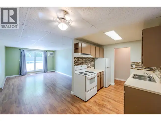 1410 Penticton Avenue Unit# 211 Penticton, British Columbia in Condos for Sale in Penticton - Image 3