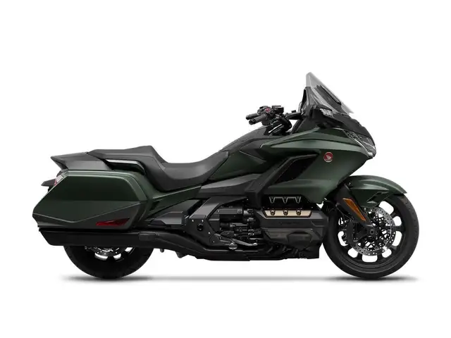 2024 Honda Honda goldwing BAGGER in Sport Touring in St-Georges-de-Beauce - Image 2