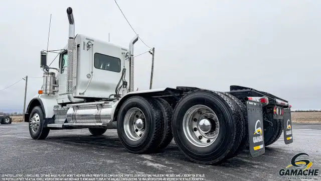 2017 KENWORTH T800 DAY CAB in Heavy Trucks in Chilliwack - Image 6