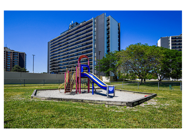 1 Bedroom Apartment for Rent - 1980 Fowler Dr in Long Term Rentals in Mississauga / Peel Region - Image 18