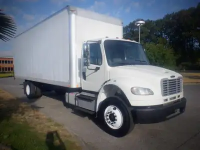 2016 Freightliner M2 106 Medium Duty Cube Van 24 feet Air Brakes 8.9L Cummins Engine Hours : 8762 Fr...