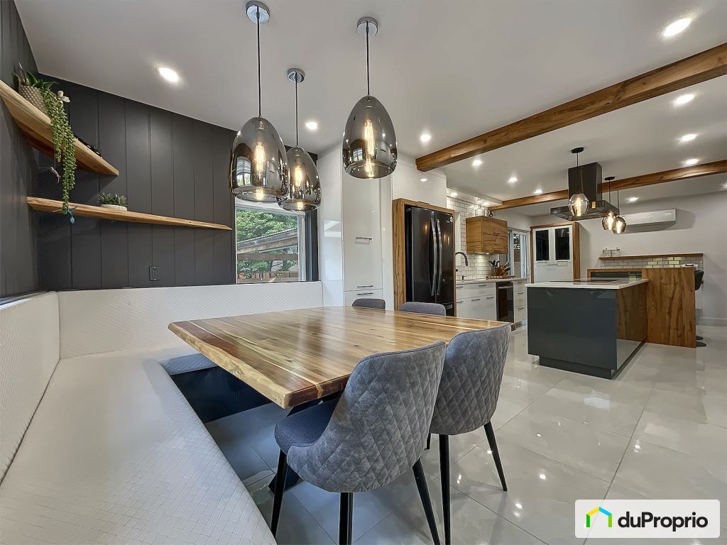 $790,000 - 2 Storey for sale in St-Redempteur — photo 2