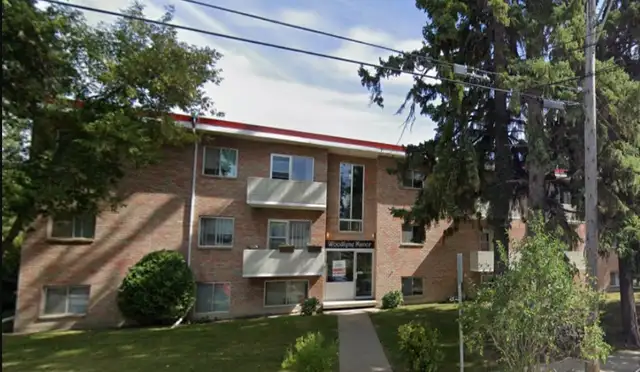 1 Bedroom 1 Bath Apartment in the heart of Red Deer!!
