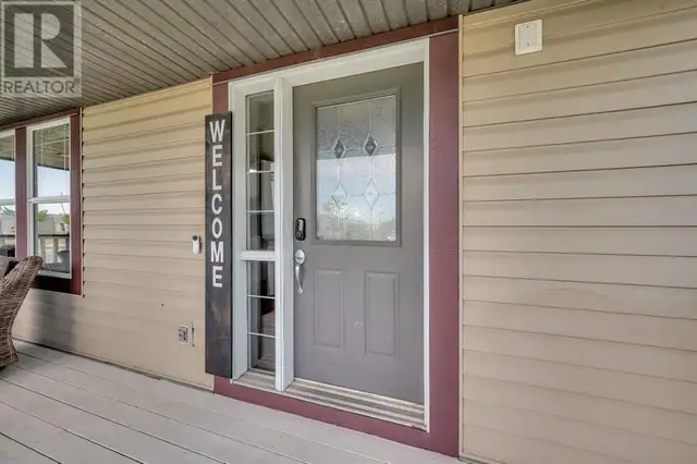 704 Prestwick Circle SE Calgary, Alberta62864759057921124