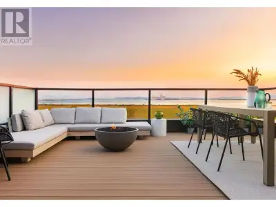 Final Opportunity - Premier Waterfront Living at Ocean Row! Don't miss your chance to own the last a...