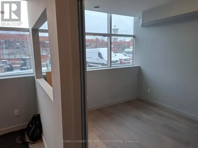 20 - 5100 SOUTH SERVICE ROAD Burlington (Industrial Burlington), in Commercial & Office Space for Rent in Oakville / Halton Region - Image 3
