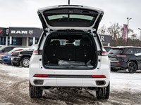 Welcome to Barrie Dodge Chrysler Jeep. The 2025 Jeep Grand Cherokee is a new, sophisticated midsize... (image 5)