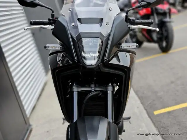 2025 Honda NX500 ABS in Dirt Bikes & Motocross in Oshawa / Durham Region - Image 7