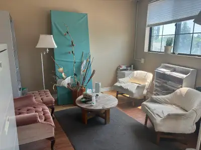 Affordable, flexible weekend office space available for rent at 40 Old Kingston Road (Suite 203, Aja...