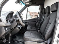 . Engine: 6 Cylinder Engine (image 9)