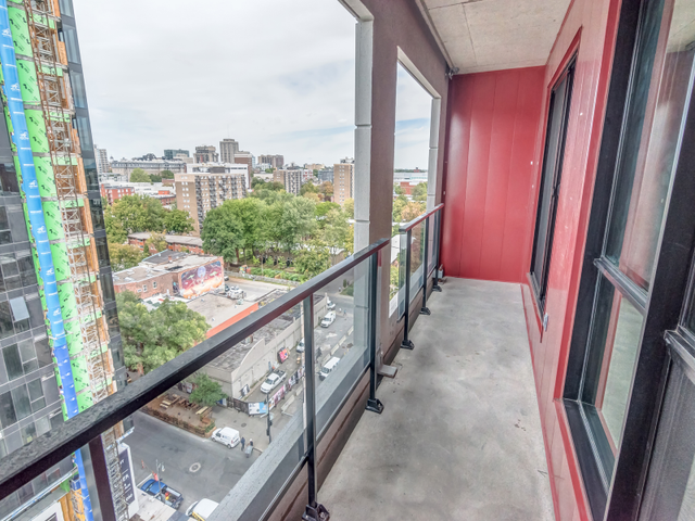 3.5 condo appartement a louer Quartier des spectacles-Myriade in Long Term Rentals in City of Montréal - Image 15