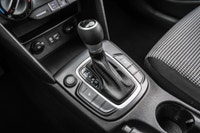 Nouvel Arrivage! La Hyundai Kona Essential 2020 est un VUS sous-compact pratique et moderne qui conv... (image 9)