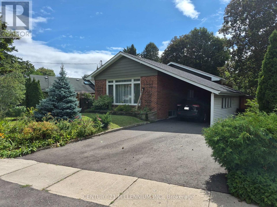 40 MEADOWLAND DRIVE Brampton (Brampton East), Ontario 2