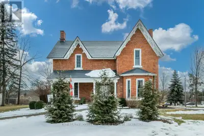 Welcome to your dream Victorian home in the heart of Napanee, Ontario! This exquisite 5-bedroom, 4-b...