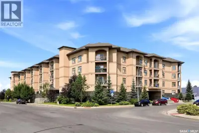 Welcome to Unit 119 at Haughton Villas — one of East Regina's most sought-after communities. This gr...