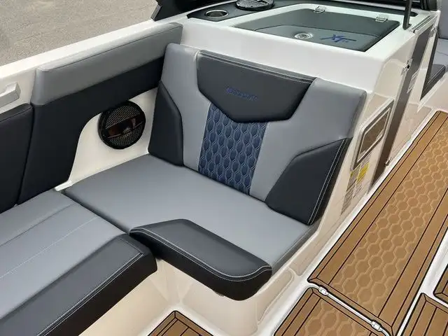 2025 Mastercraft XT22 in Powerboats & Motorboats in St. Albert - Image 14