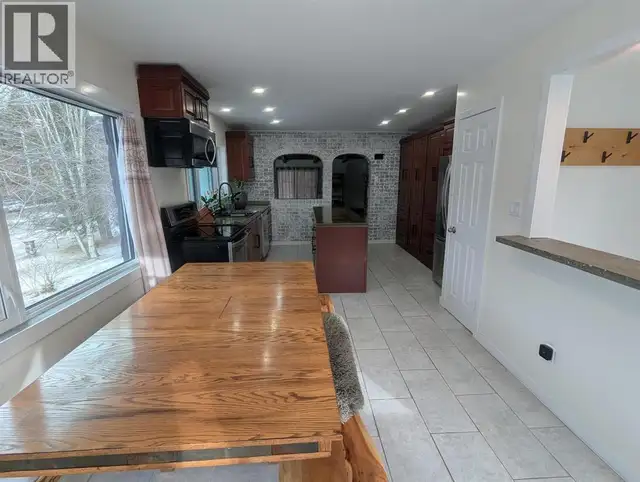 4620 MANTON ROAD Smithers, British Columbia in Houses for Sale in Smithers - Image 7
