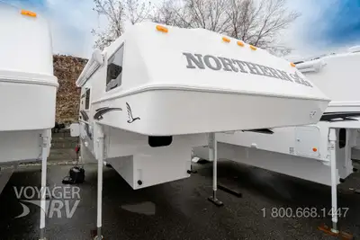 Located in Winfield, BC Call or Text 250-766-4607 Voyager RV Centre 1-800-668-1447 Greystokes Wood U...