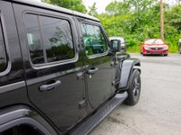 [43,769km AC / Tilt & Telescopic Steering / Power Windows-Mirrors-Locks-Keyless Entry / Cruise Contr... (image 6)