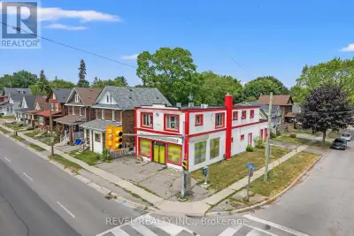 Prime Corner Commercial Opportunity with Exceptional Exposure! Freestanding main floor unit offering...