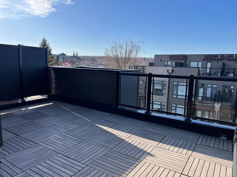 Orillia, close to the water, 2 bedroom, 2.5 bath home 3