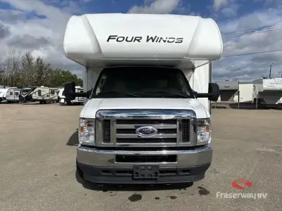 Thor Motor Coach Four Winds Class C gas motorhome 28Z highlights: Walk-Around Queen Bed Mid-Coach En...
