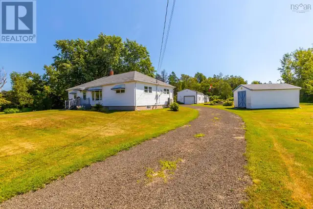 2252 Highway 1 Upper Clements, Nova Scotia in Houses for Sale in Annapolis Valley - Image 3