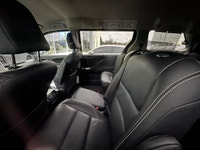 Experience unparalleled comfort and convenience in this exceptional 2020 Toyota Sienna SE, a Mini-va... (image 4)