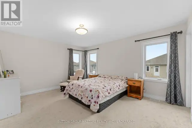 120 HAZLETT STREET Loyalist (Amherstview), Ontario in Houses for Sale in Kingston - Image 22