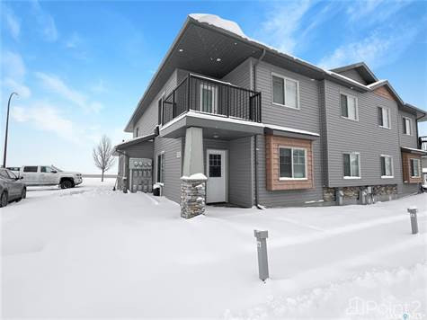 700 Battleford TRAIL in Condos for Sale in Swift Current