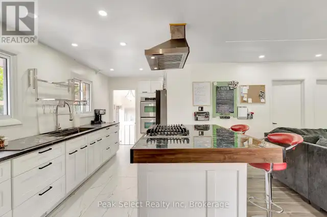 30 RADFORD AVENUE Cambridge, Ontario62854414049410121