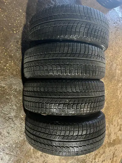 TIRES 215 55 17 Michelin Xice Xi3 Tread Depth 9 9 9 9 / 32nds $550 for the set of 4