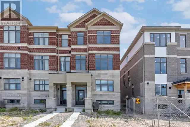 11437 Leslie Street Richmond Hill, Ontario, photo 2 of 4
