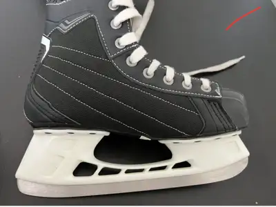 2 PAIRS OF USED BAUER SUPREME TUIK and BAUER NEXUS size 5 SKATES, View more