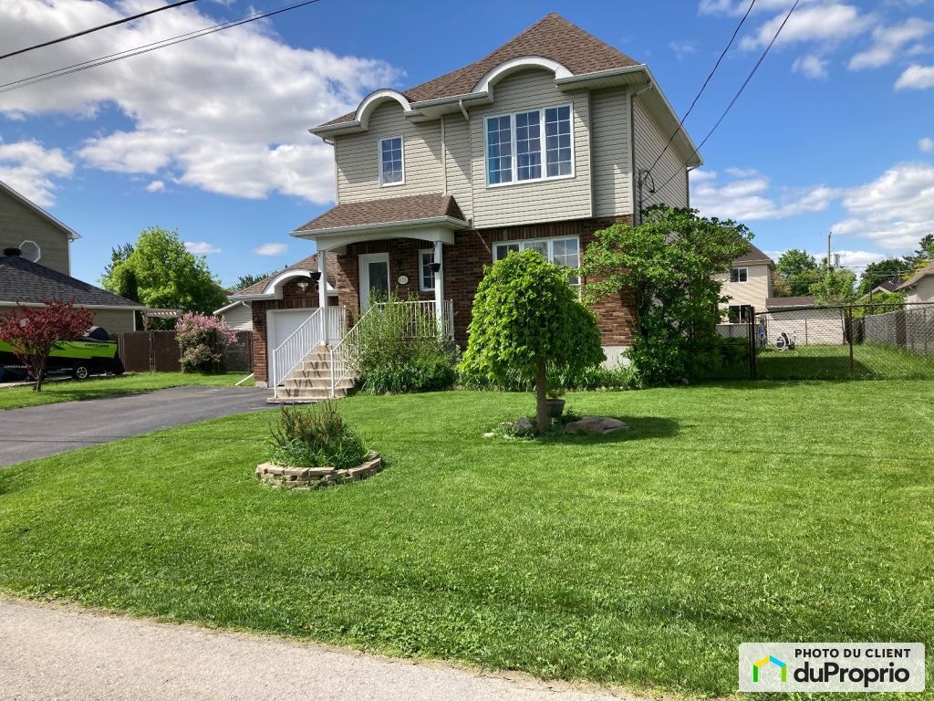 $599,000 - 2 Storey for sale in Les Cedres — photo 2
