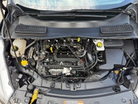2019 Ford Escape SE AWD Loeppky Auto Sales is excited to offer this stylish and versatile 2019 Ford... (image 9)