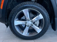 ==== Highlights ==== * 2022 Jeep Grand Cherokee Limited * 4WD / 4x4 * Only 48,600 km * No reported a... (image 7)