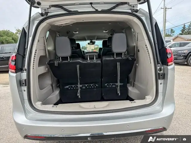 2024 Chrysler Pacifica | Touring-L | Apple CarPlay and Android in Cars & Trucks in Winnipeg - Image 16