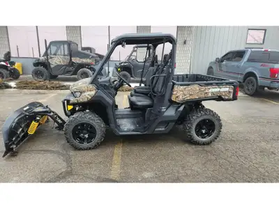 2019 Can-Am SSV DEFENDER XT HD10 BC 2019 CAN AM DEFENDER HD10 XT CAMO. PLOW, HALF WINDSHIELD, ROOF....