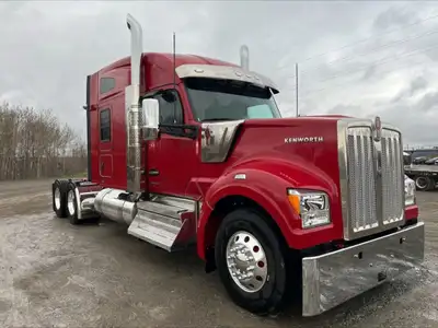 2027 Kenworth W990 ...