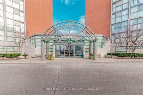 4205 Shipp Dr Dr in Condos for Sale in Mississauga / Peel Region - Image 3