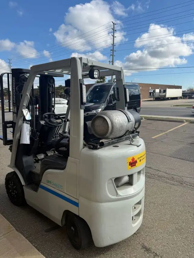 2019 Nissan (Unicarrier) Forklift 5000 lbs 3 stage 2273 hours  in Heavy Equipment in Mississauga / Peel Region - Image 6