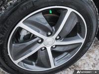 * Real Time AWD with Intelligent Control System * Display Audio System with Apple CarPlay & Android... (image 8)