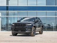 Welcome to 400 Chrysler Dodge Jeep Ram. Fresh oil change, | Fully detailed, 4WD. This vehicle is a d... (image 1)