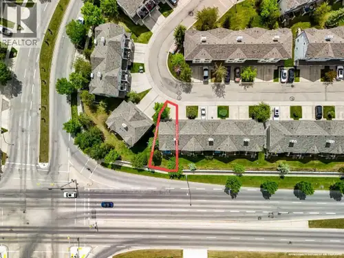 This bright and spacious end-unit townhouse offers the extra space, privacy, and flexibility that gr...
