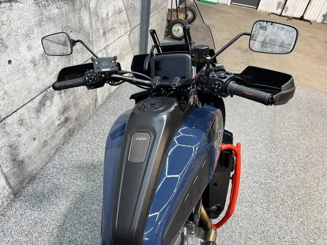 2025 Harley-Davidson Pan America RA1250SE CVO ABS in Street, Cruisers & Choppers in Saguenay - Image 6