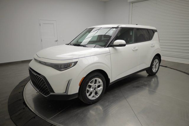 2023 Kia Soul EX in Cars & Trucks in Calgary - Image 4