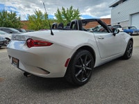 2016 Mazda MX-5 Miata the car that defines Zoom-Zoom . With just 112,000 km, this Ceramic Metallic r... (image 8)