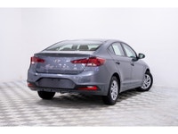 Bienvenue dans le monde de l'élégance et de la performance automobile avec la Hyundai Elantra 2020.... (image 4)